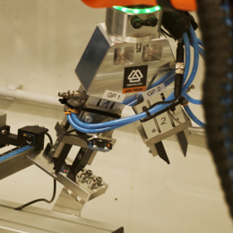 Robotické třídění mikrospínače